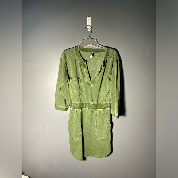Daily Practice by Anthropologie Distressed Sweater Mini Dress Size Small - Picture 2 of 5